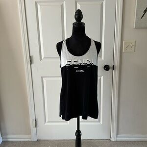 Authentic Fendi tank top size medium size 46